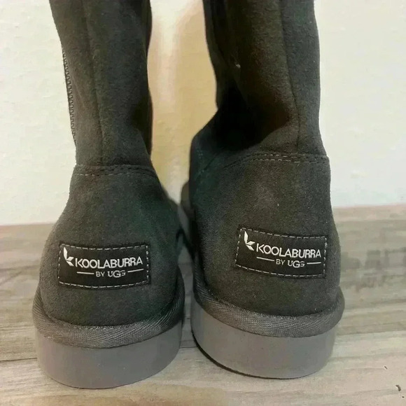 Ugg Women's Aribel Tall Suede Shearling Boots,Gray, Grey,SZ 7, Great - Picture 3 of 8